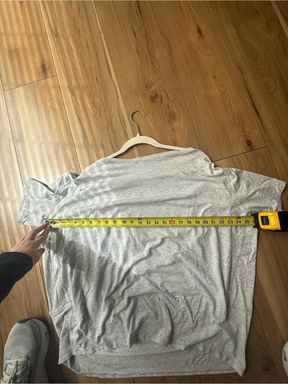 Lululemon Back in Action Short Sleeve Tee in Light Gray - Picture 7 of 7